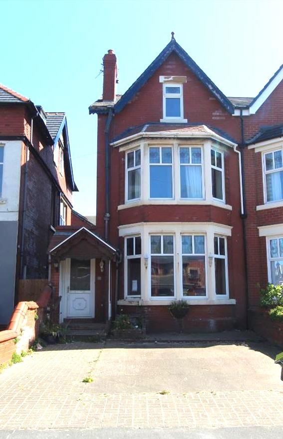 Derbe Road, Lytham, Lancashire, FY8 1NJ